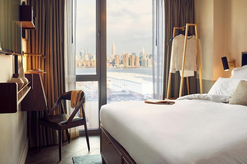 The Hoxton, Williamsburg Room Type - Cosy Manhattan View