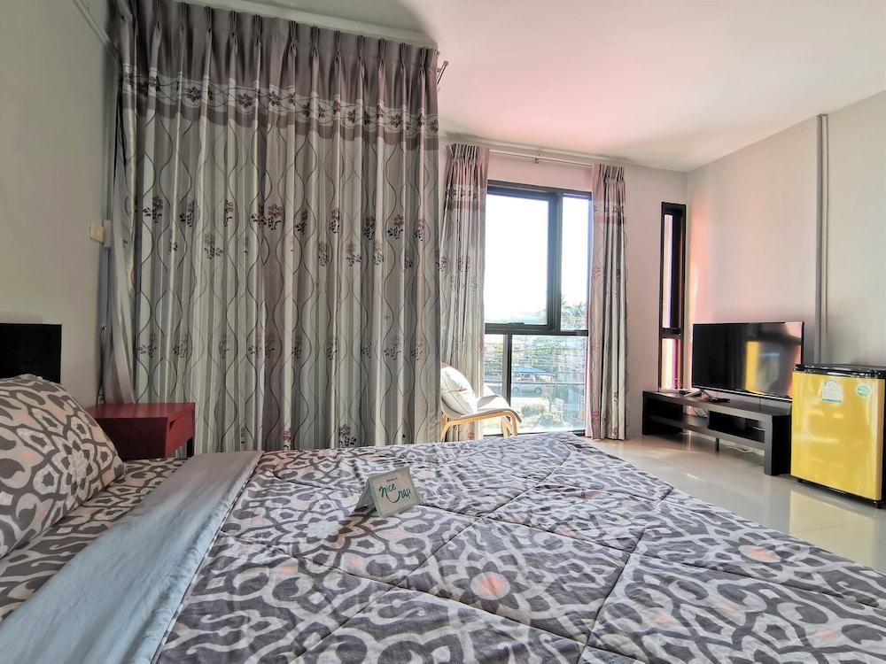 Nice Nap Hostel Room Type - Deluxe Room, Balcony