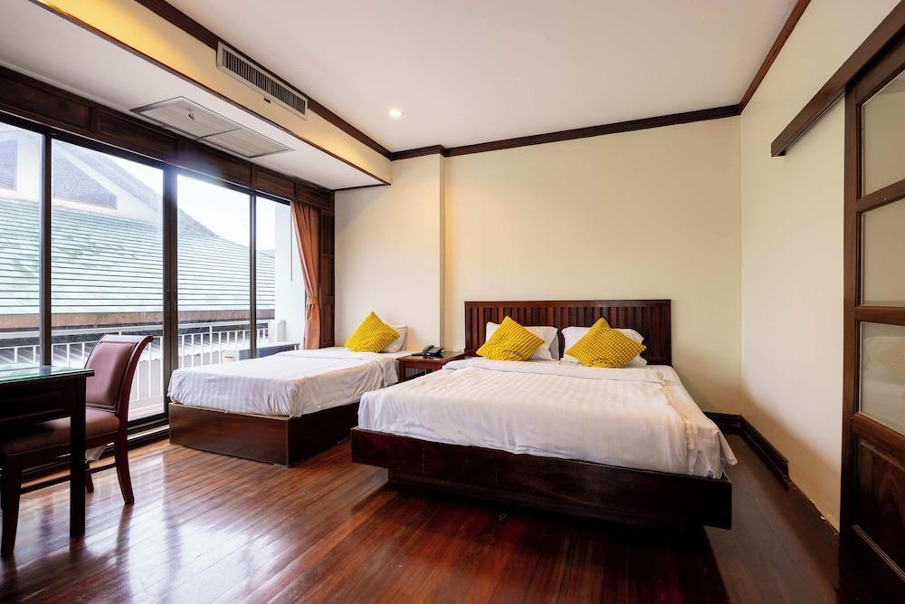 The President Hotel at Chokchai 4 Room Type - Suite