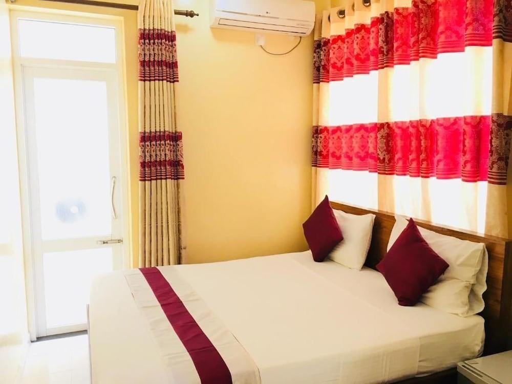 Hotel Eurolanka Colombo Room Type - Economy Room, Non Smoking, Ocean View