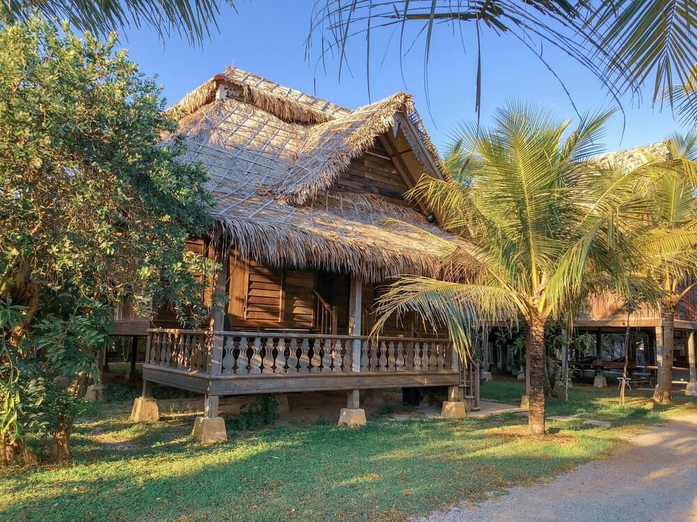 Kunang-Kunang Heritage Villas Room Type - Villa Ulu