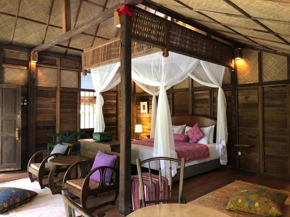 Kunang-Kunang Heritage Villas Room Type - Villa Lambor