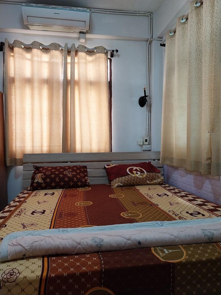 Danee Hostel Room Type - Standard Double Room