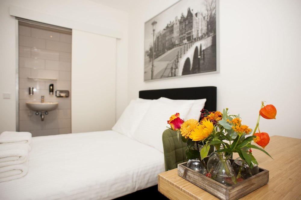 I Hotel Room Type - Double Room, No Windows