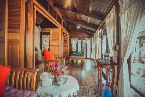 Sasitara Thai villas - Tap to explore photos