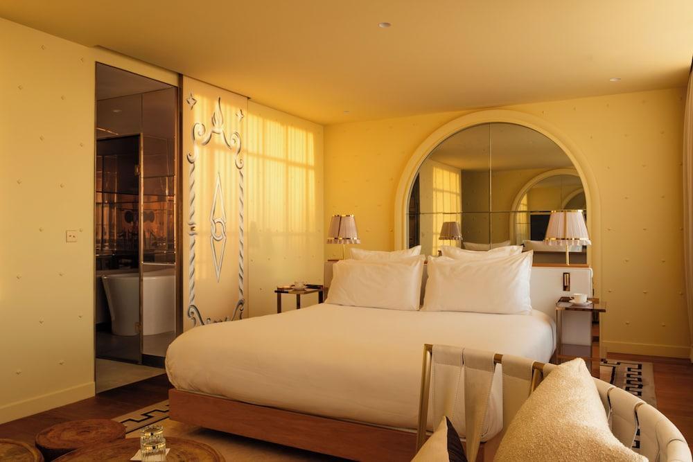 9Confidentiel Room Type - Junior Room