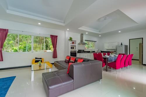 Chalong - 4 Bedroom Private Pool Villa - Phuket - Tap to explore photos