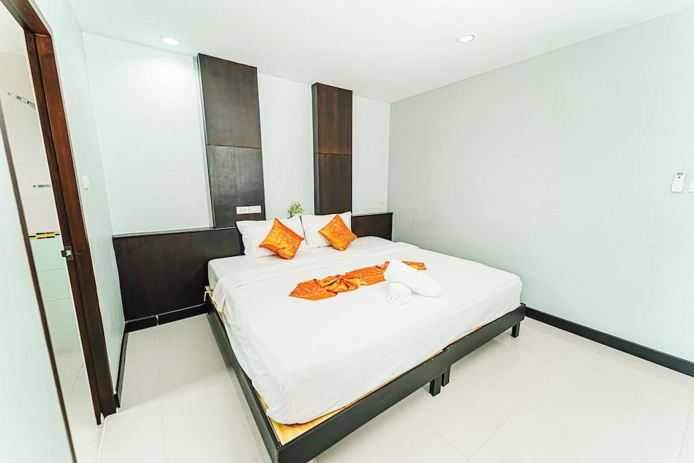 Saiyuan Residence Phuket Room Type - Deluxe Double or Twin Room, Mountain View