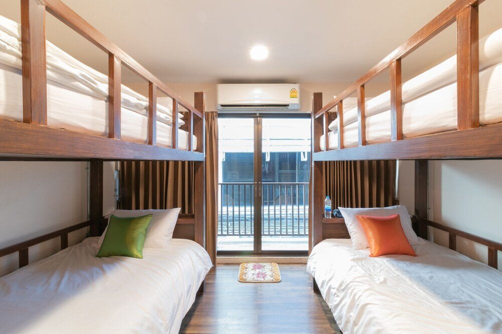 Phobphanhostel Room Type - 4-Bed Shared Bathroom