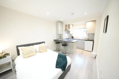 The Close Airport Room Type - Double Room with Shared Bathroom