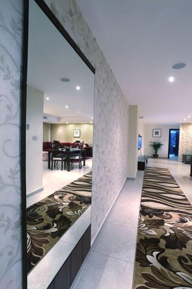 City Rose Hotel Suites Room Type - Suite (City Rose Suite)