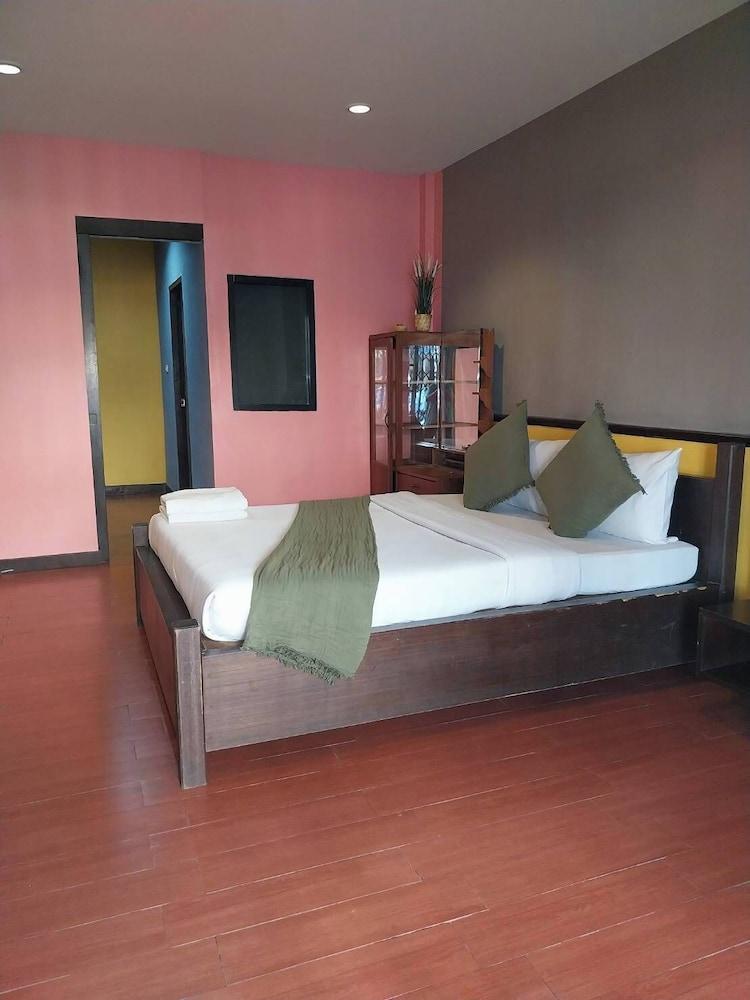 Sabye Bangkok Hotel - Tap to explore photos