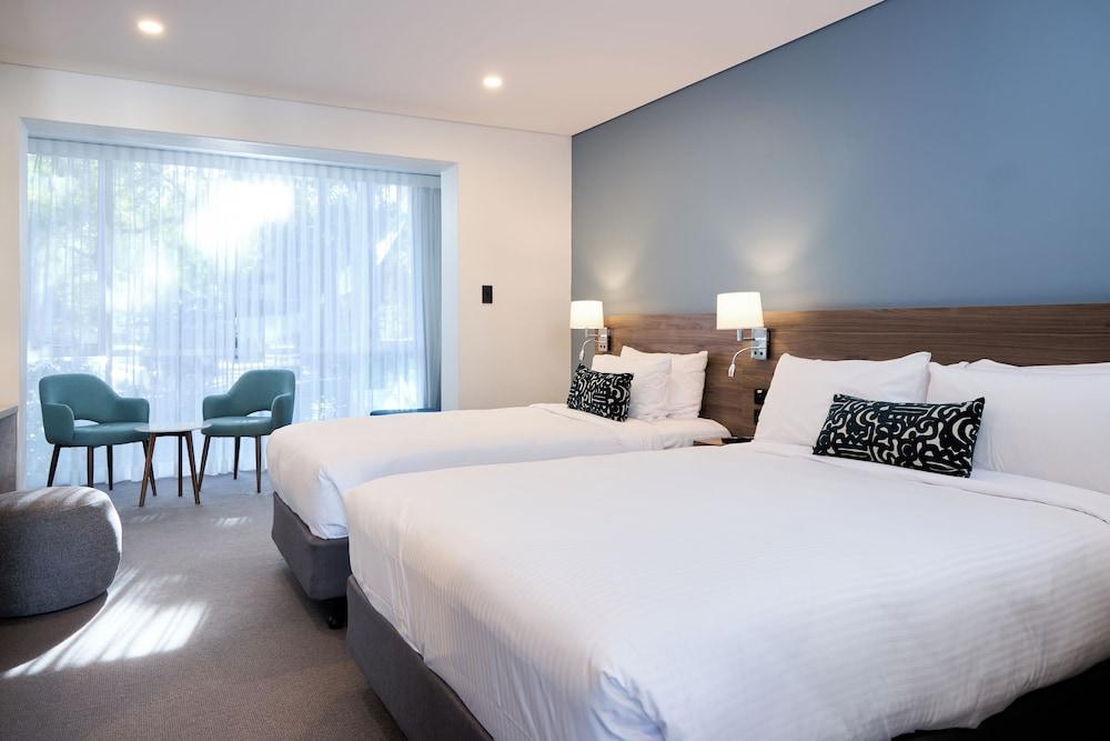 Killara Hotel & Suites Room Type - Premium Studio