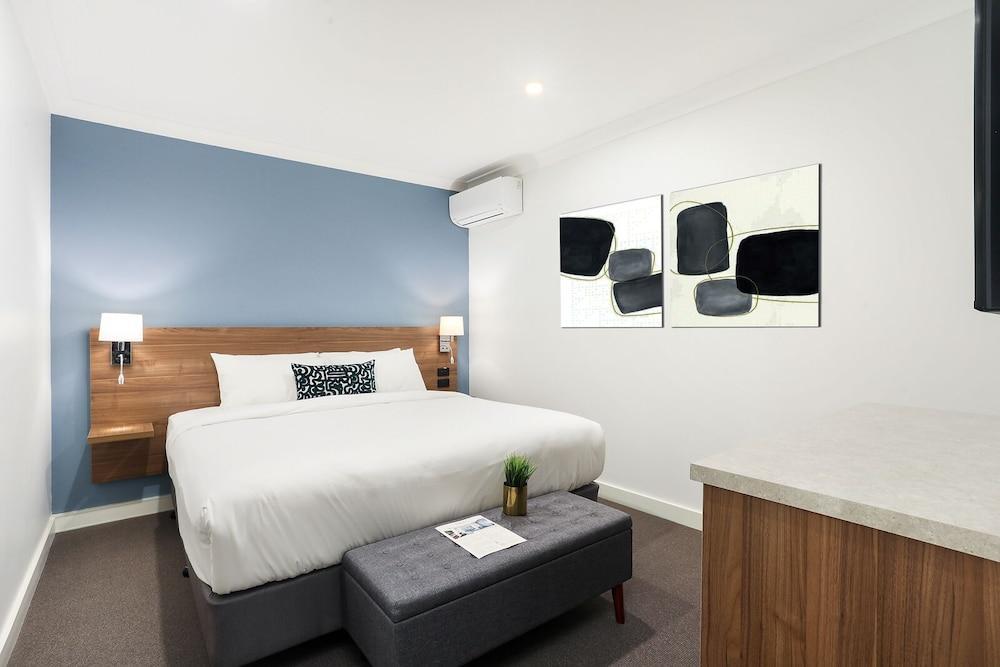 Killara Hotel & Suites Room Type - Suite, 2 Bedrooms