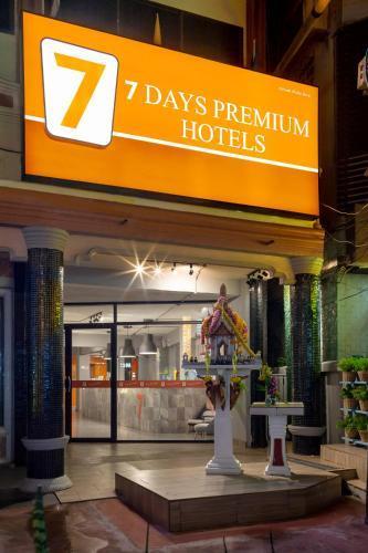7 Stay Pattaya Hotel (formally 7 Days Premium Hotel Pattaya) - Tap to explore photos