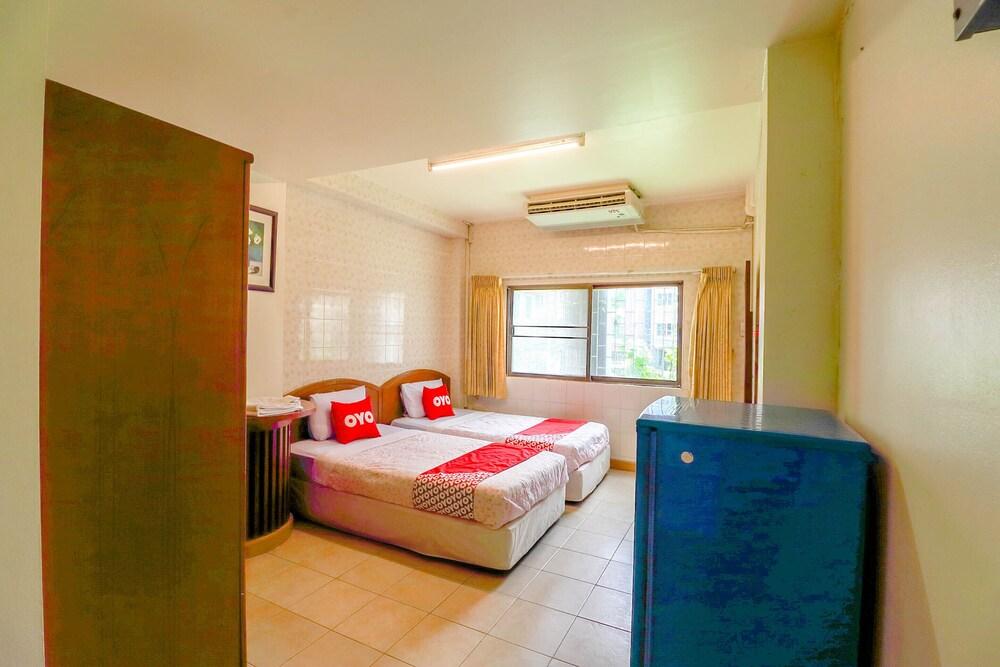 OYO 583 Sweethome Guest House Room Type - Standard Twin