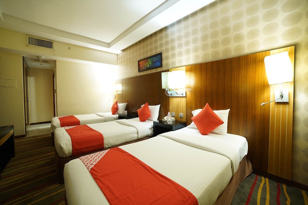 Sun And Sands Downtown Hotel Room Type - Standard Triple Room