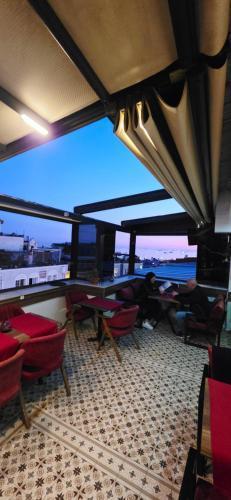 Safir Gold Hotel - Tap to explore photos