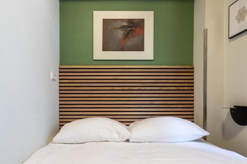 Weber Hotel 117 Room Type - Extra Small Double Room