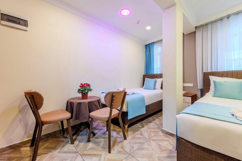 Silviya Room Type - Double Room Single Use