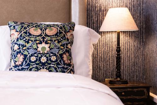 Gunmakers Room Type - Deluxe Double Room with Bath