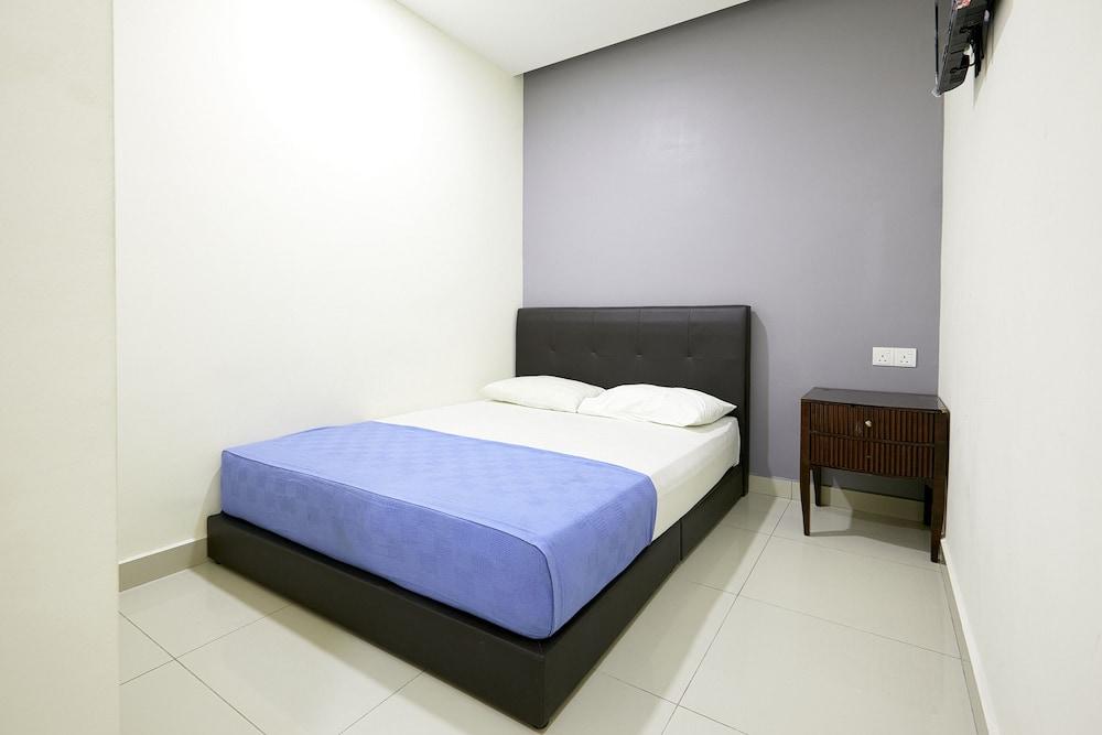 Hotel 3Winz, Chow Kit Kuala Lumpur Room Type - Superior Queen (No Window)