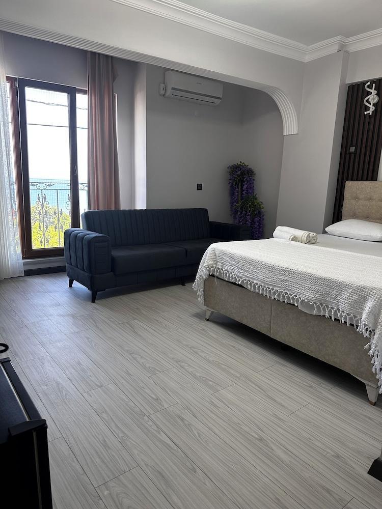 Kilic Motel Room Type - Deluxe Room, 1 Queen Bed with Sofa bed, Air conditioning, Sea View Kilic Motel Room Type - Deluxe Room, 1 Queen Bed with Sofa bed, Air conditioning, Sea View
