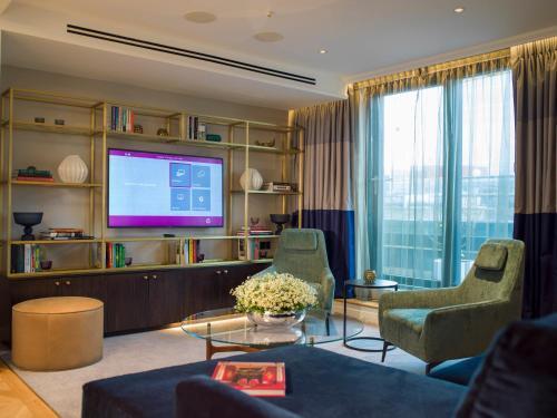 The Guardsman Hotel and Residences Room Type - The Astor Three-Bedroom Suite