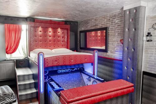 Boutique Roma D'Autore - Il Nido d'Amore Room Type - Deluxe Suite with Spa Bath