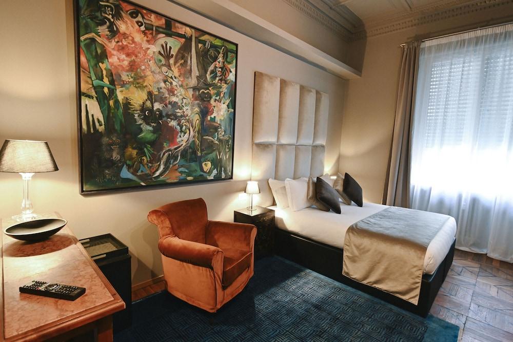 Ada Home Room Type - Deluxe Double Room