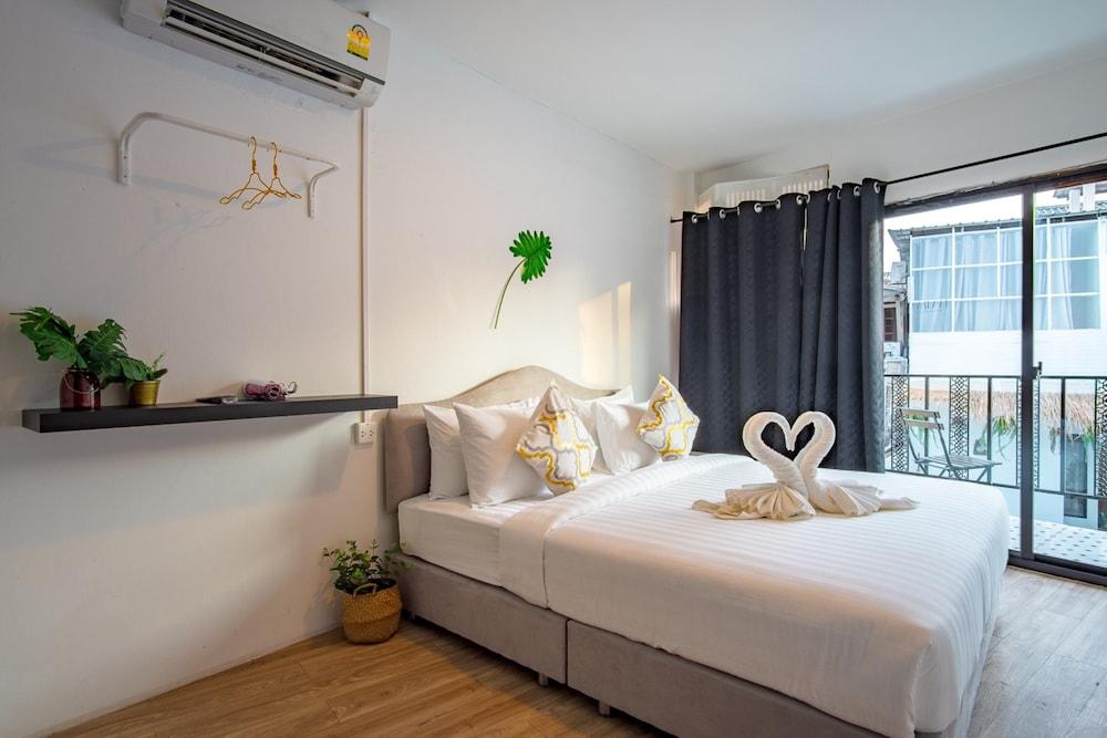 Isara Boutique Hotel and Cafe - Tap to explore photos