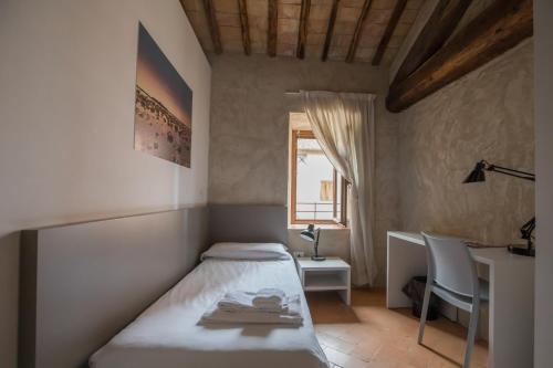 Ostello del Castello di Santa Severa Room Type - Single Room with Bathroom