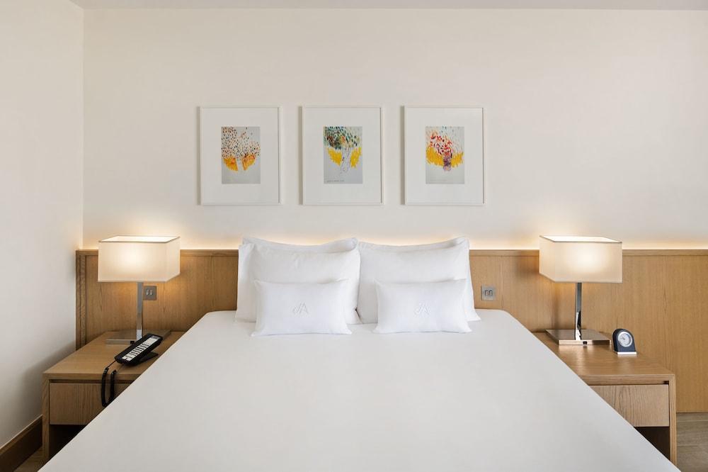 JA Beach Hotel, Dubai Room Type - Sea View Room with Private Beach, Splash Park & Complimentary Mall Shuttle JA Beach Hotel, Dubai Room Type - Sea View Room with Private Beach, Splash Park & Complimentary Mall Shuttle