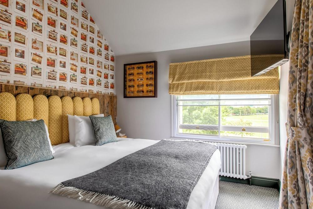 The Pilot Room Type - Superior Double or Twin Room