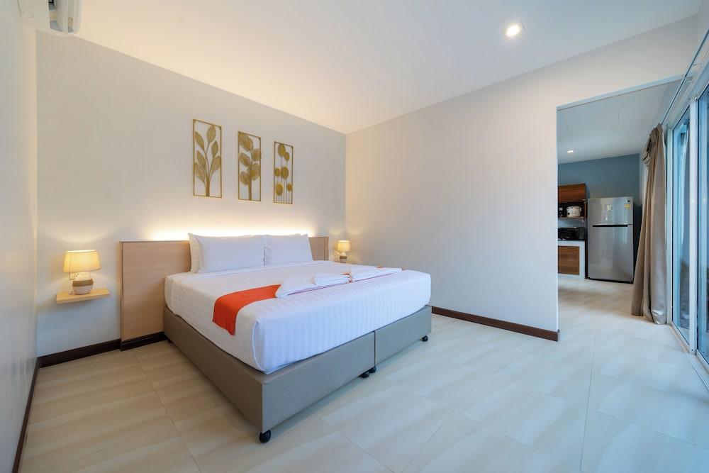 Phuket La Siesta Room Type - One Bedroom Suite Pool Access