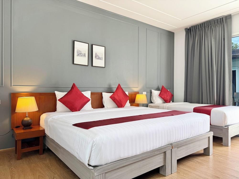 Phuket La Siesta Room Type - DeLuxe Family Room with Pool Access Phuket La Siesta Room Type - DeLuxe Family Room with Pool Access