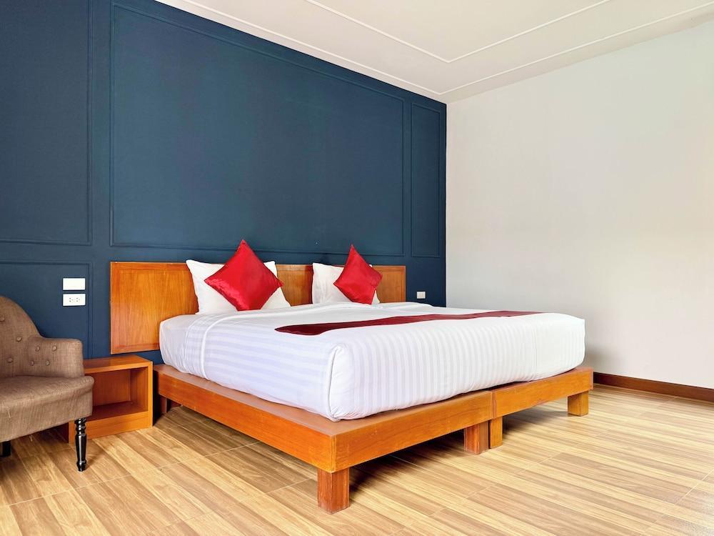 Phuket La Siesta Room Type - DeLuxe Double Room with Pool Access Phuket La Siesta Room Type - DeLuxe Double Room with Pool Access