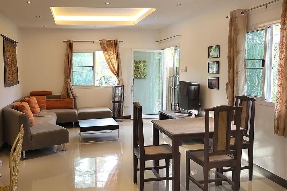 JUNGLE APARTMENT2 BEDROOMS PRIVATE POOl Room Type - 2-Bedroom Apartment