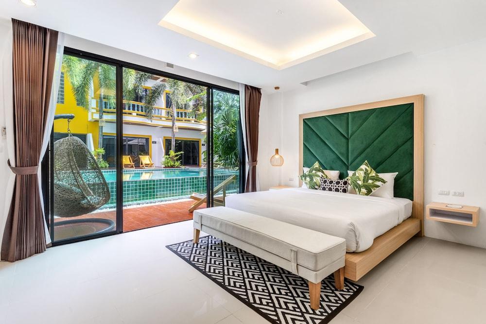 Buasri Boutique Patong Room Type - Junior Room, 1 King Bed, Pool Access Buasri Boutique Patong Room Type - Junior Room, 1 King Bed, Pool Access