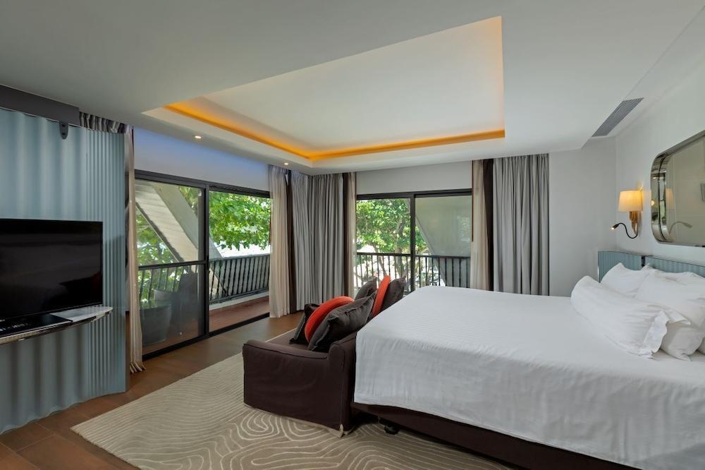 The Boathouse Phuket Room Type - Suite, Beachfront
