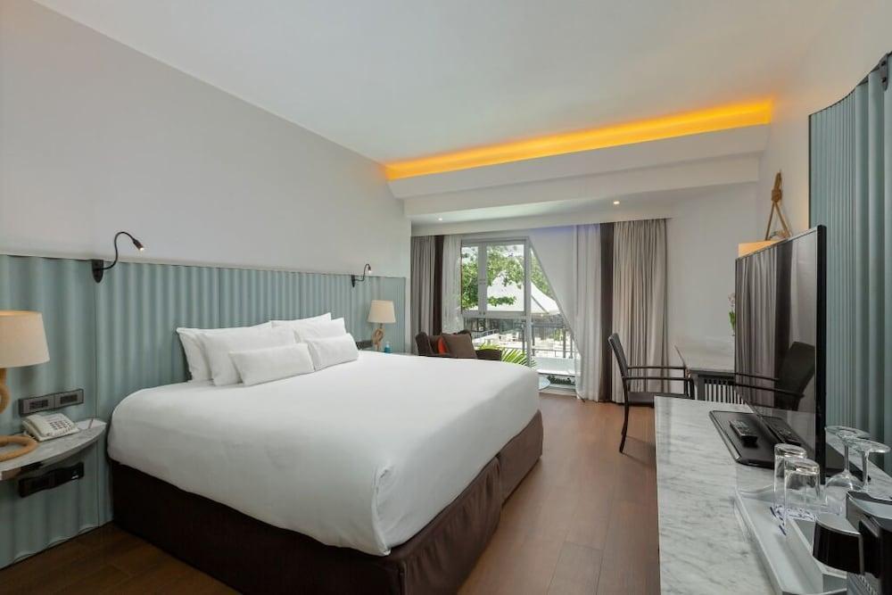 The Boathouse Phuket Room Type - Deluxe Room
