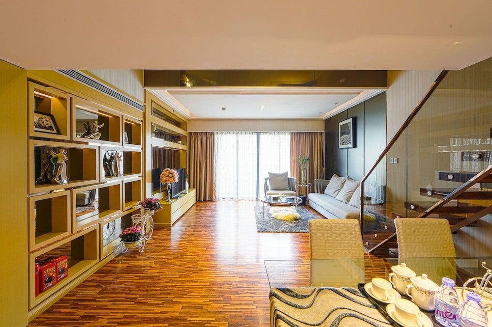 Ruide Apartment Poly Zhongda Branch - Tap to explore photos