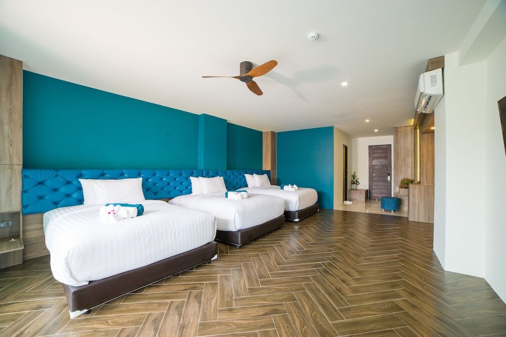 Oceana Resort Phuket - Tap to explore photos