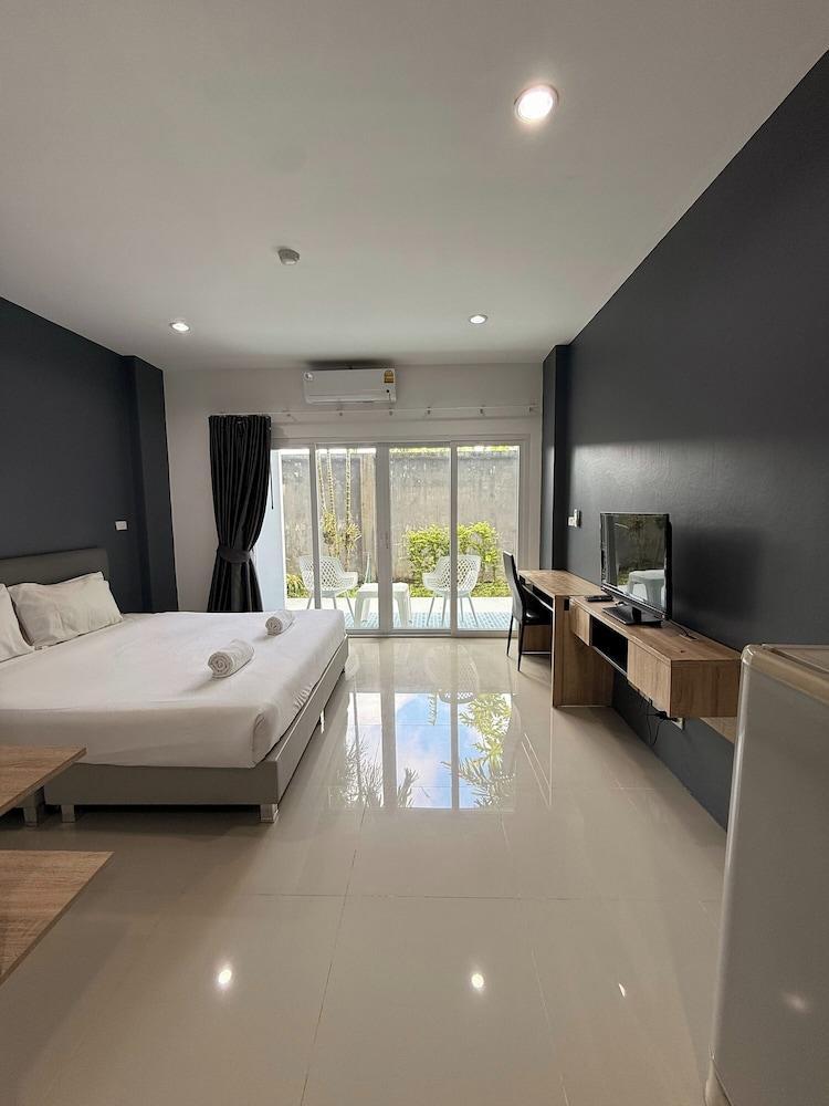 Big Buddha Hillside Hotel Room Type - Grand Deluxe Garden View