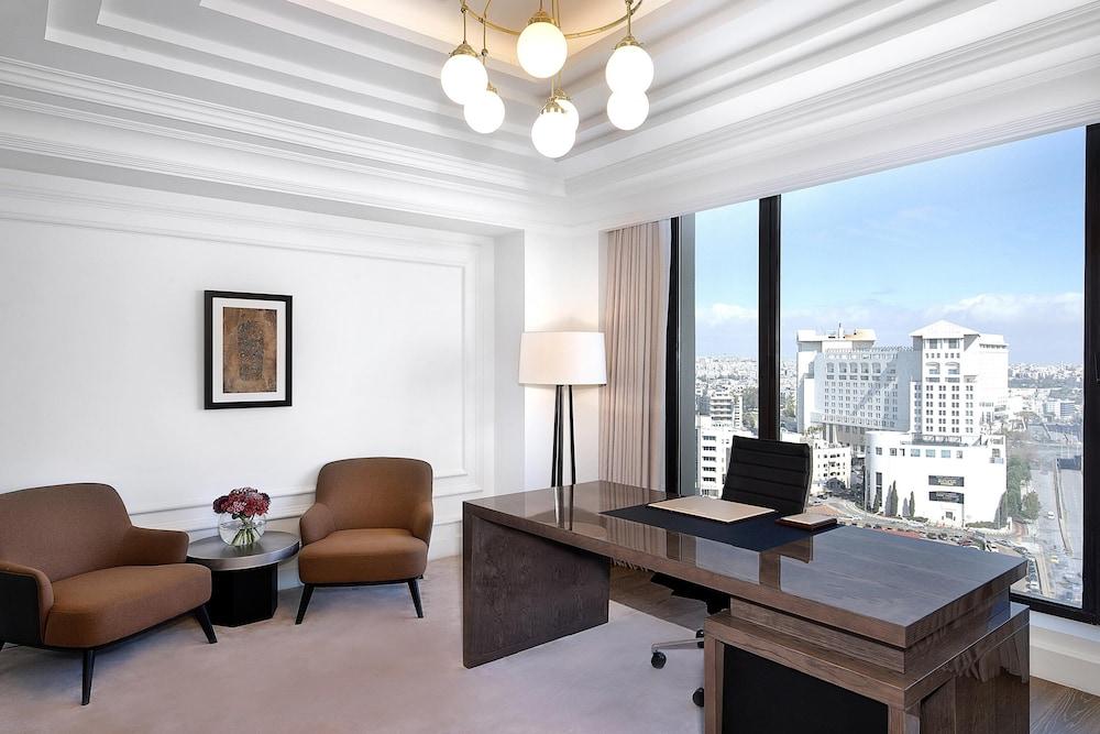 The St. Regis Amman by Marriott Room Type - Suite, 1 Bedroom (John Jacob Astor Suite)
