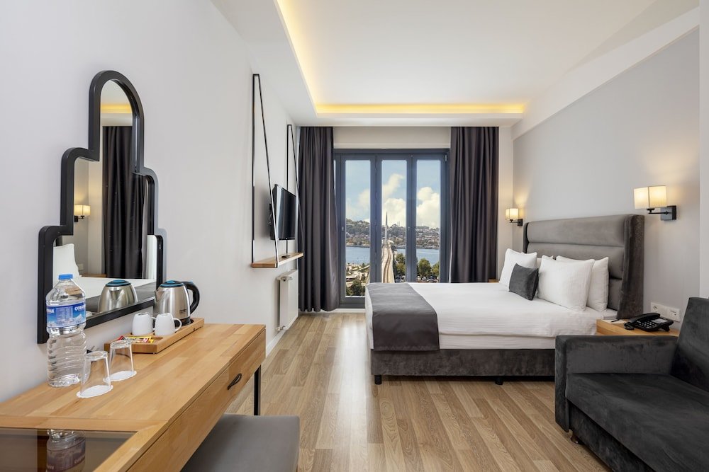 Doruk Palas Hotel - Tap to explore photos