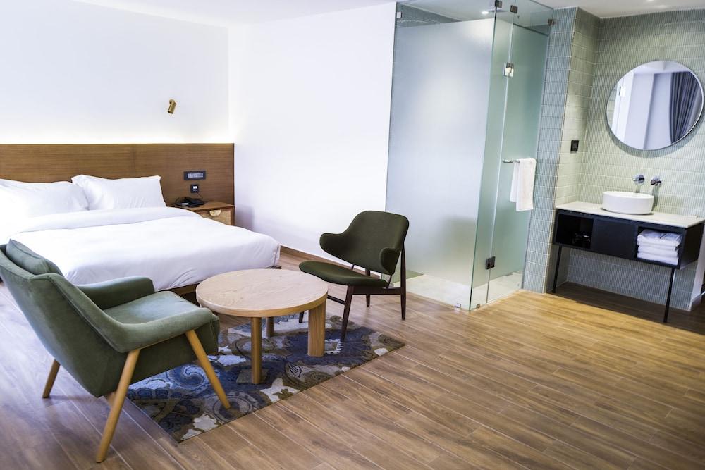 Nomad Hotel Lazimpat Room Type - Superior  Room