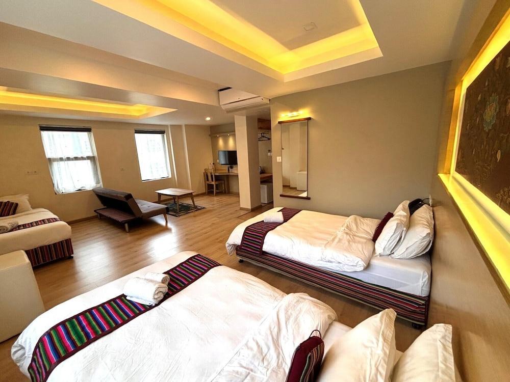 ViaVia boutique hotel - Kathmandu Room Type - Standard Triple Room ViaVia boutique hotel - Kathmandu Room Type - Standard Triple Room