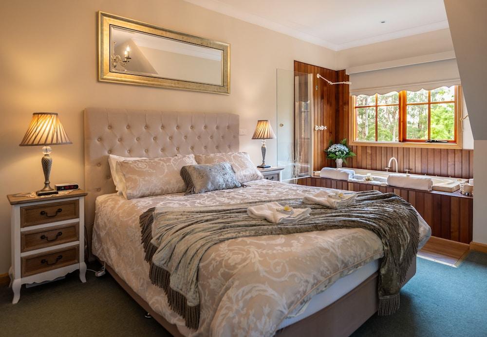 Mountain Lodge Room Type - Suite (Tasman)