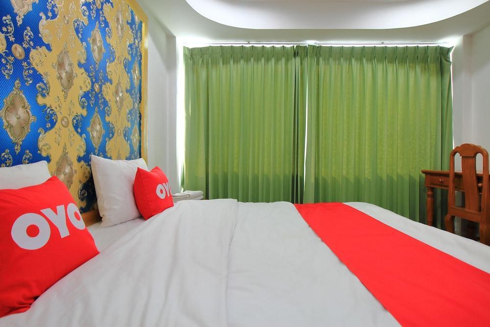 OYO 410 Diamond Boutique Hostel - Tap to explore photos